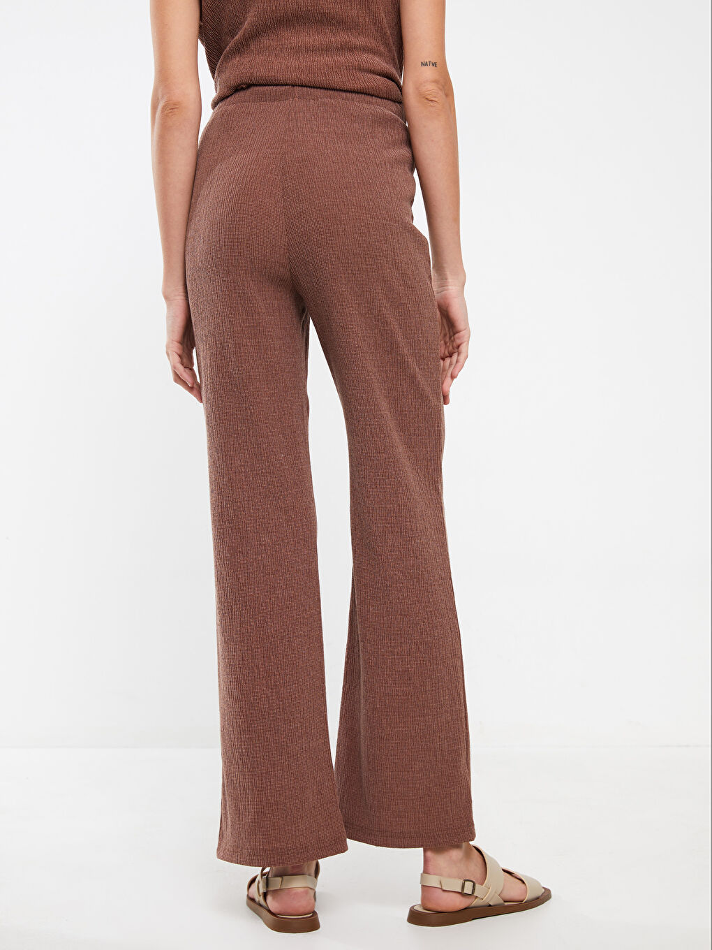 Kahverengi Beli Lastikli Düz Geniş Paça Kadın Eşofman Altı-4