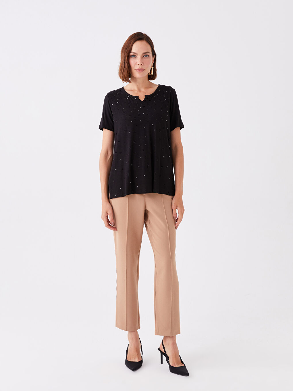 بلوزة نسائية بأكمام قصيرة مطبوعة برقبة دائرية-2