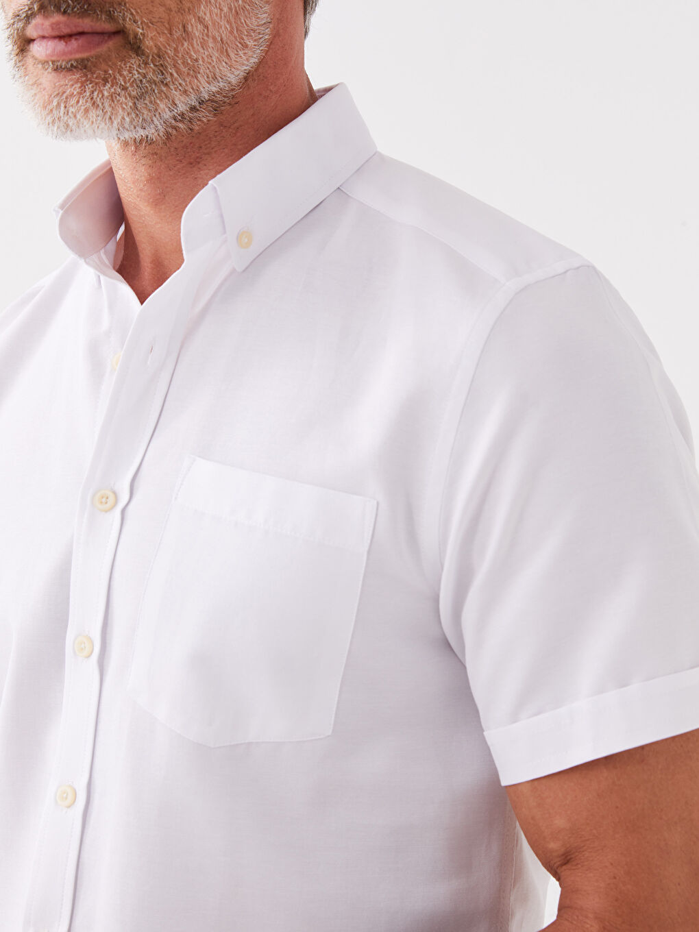 Beyaz Regular Fit Kısa Kollu Erkek Gömlek-3