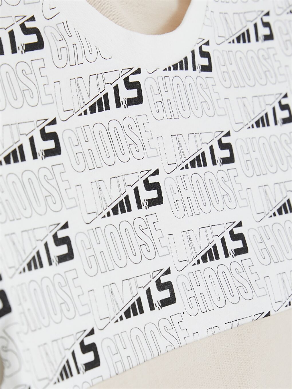 Ekru Bisiklet Yaka Baskılı Kısa Kollu Erkek Çocuk Tişört-3