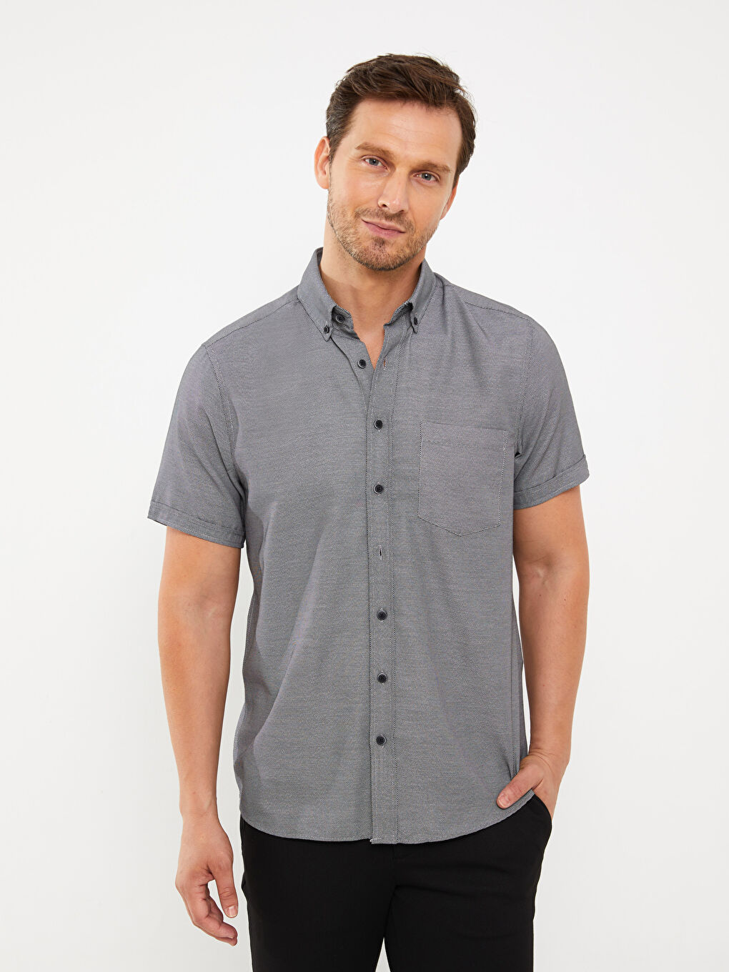 Siyah Regular Fit Kısa Kollu Erkek Gömlek-1