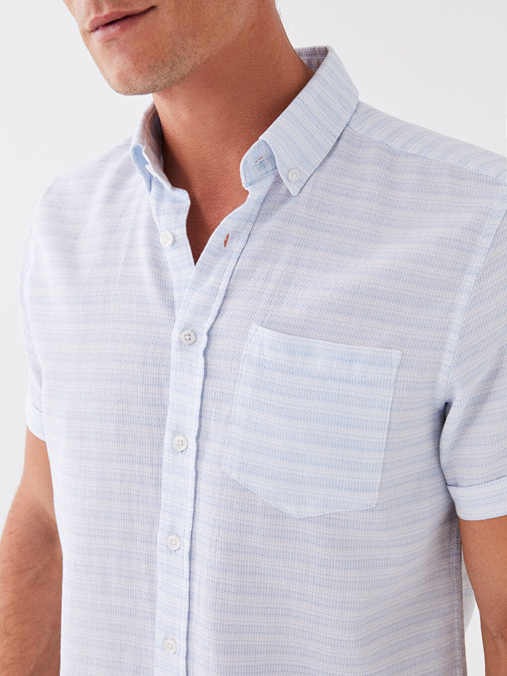 قميص رجالي بأكمام قصيرة وقصة عادية ونقشة-3