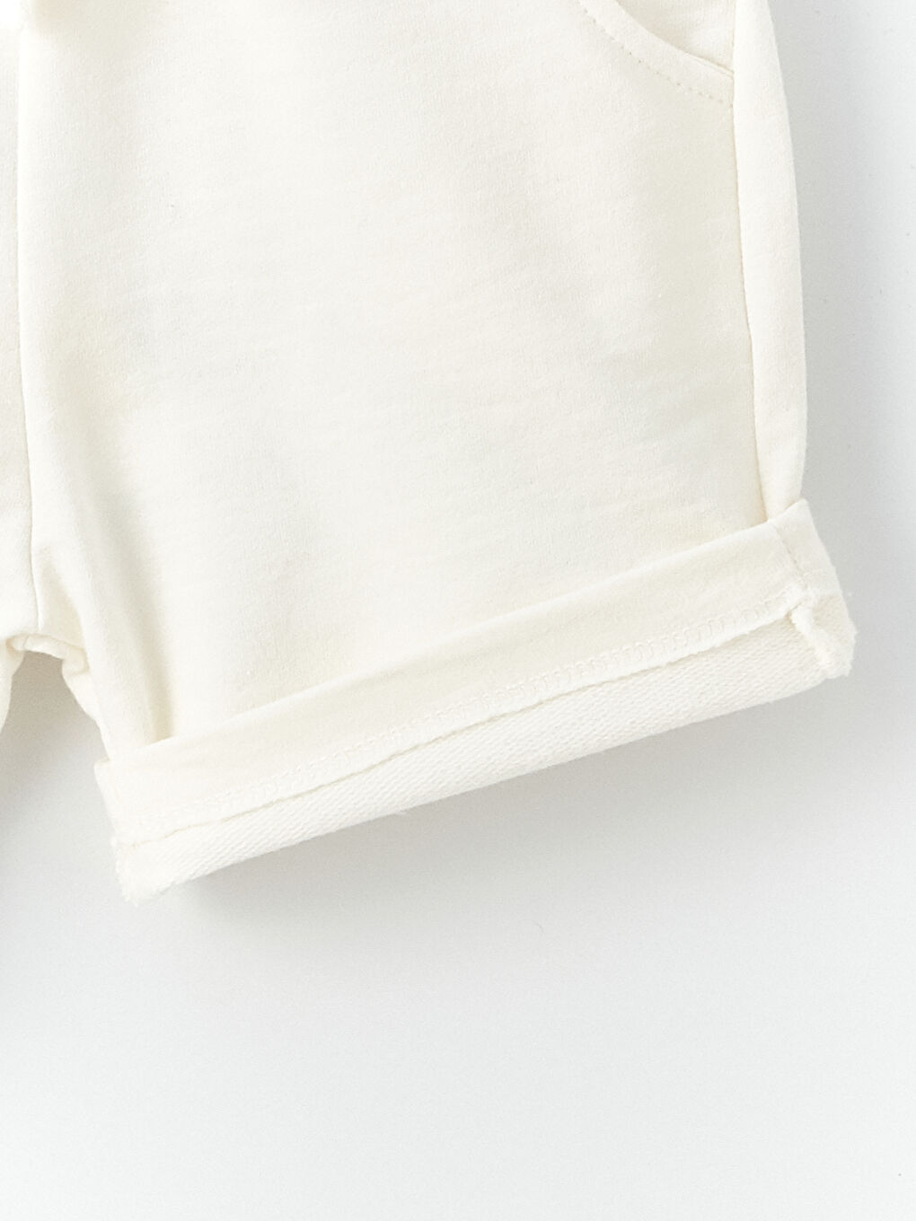 Bej Basic Erkek Bebek Şort-1