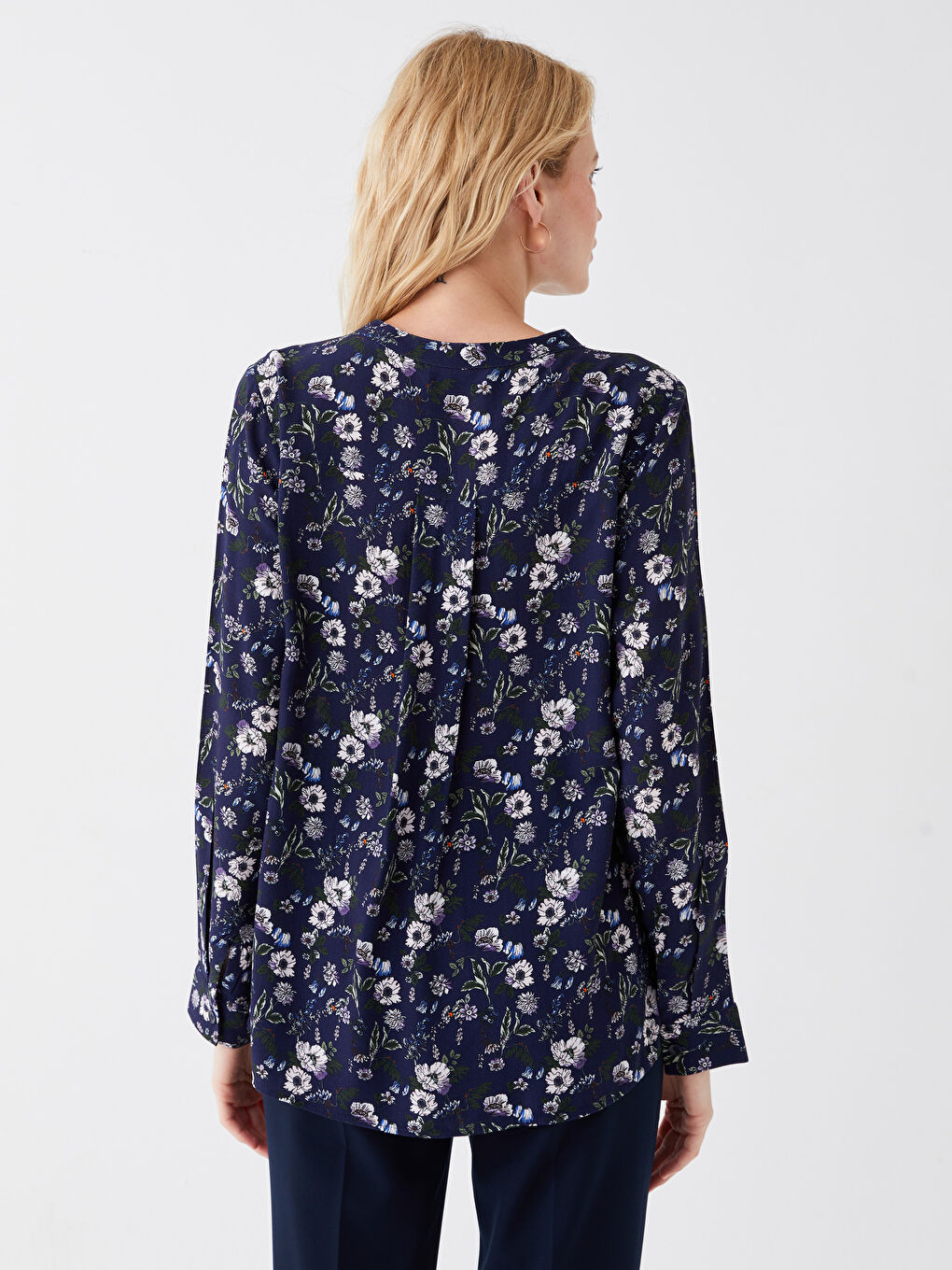 Notch Neck Floral Long Sleeve Women's Blouse-9