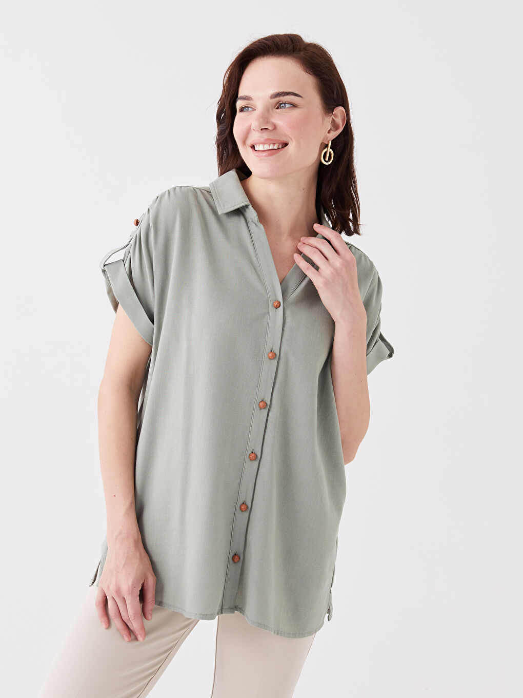 Haki Düz Kısa Kollu Kadın Gömlek