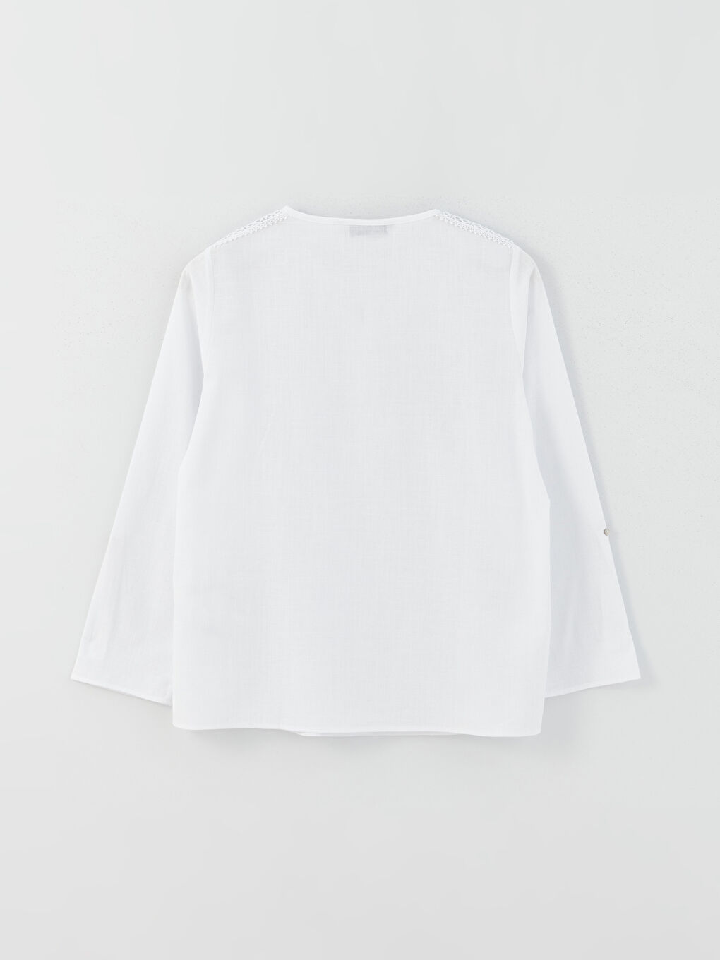 Ekru Kaçık Yaka Nakışlı Uzun Kollu Kadın Bluz-6