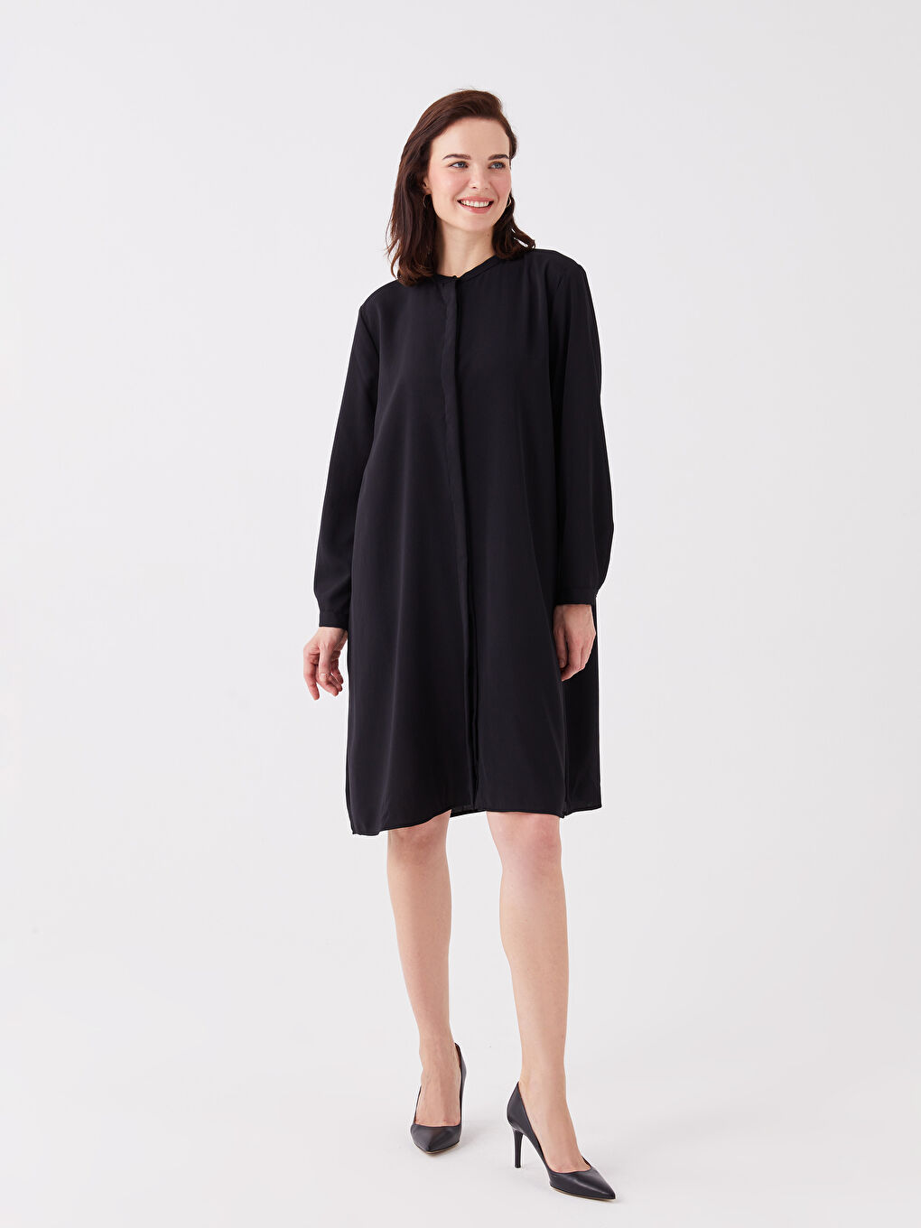 Siyah Hakim Yaka Düz Uzun Kollu Kadın Tunik-2