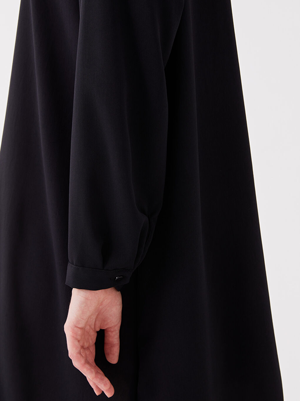 Siyah Hakim Yaka Düz Uzun Kollu Kadın Tunik-3