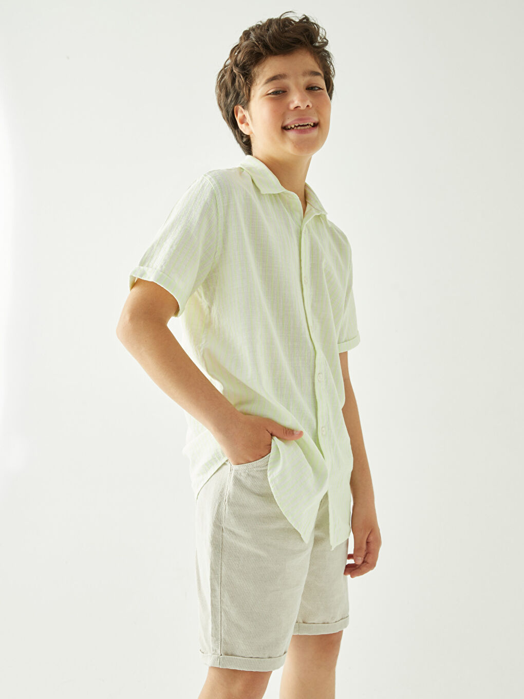 Yeşil Kısa Kollu Erkek Çocuk Gömlek-1