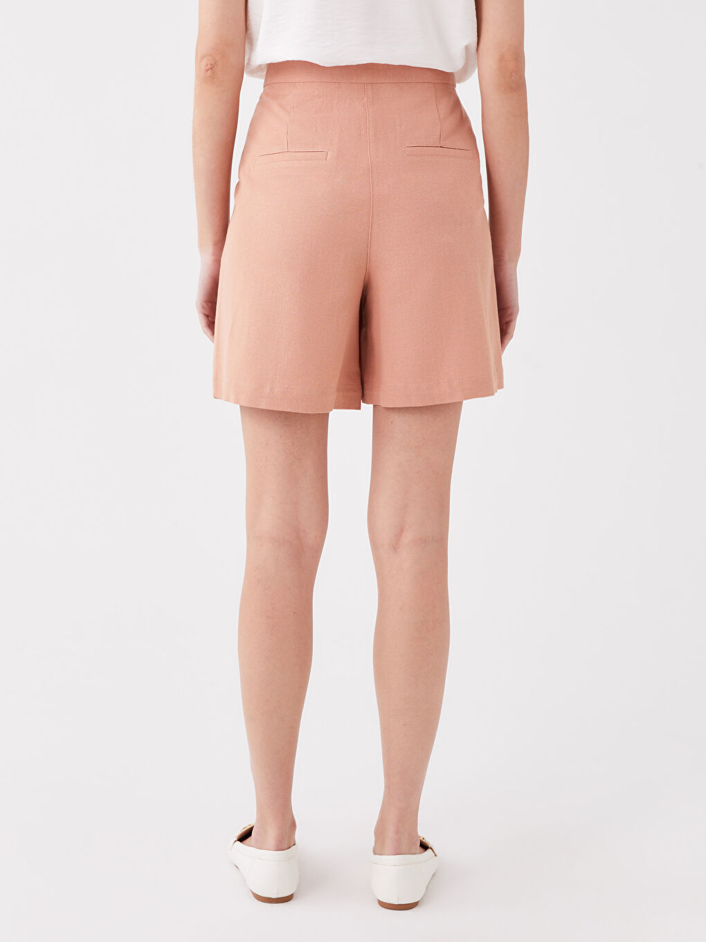 Loose Fit Plain Linen Blend Women's Shorts-3