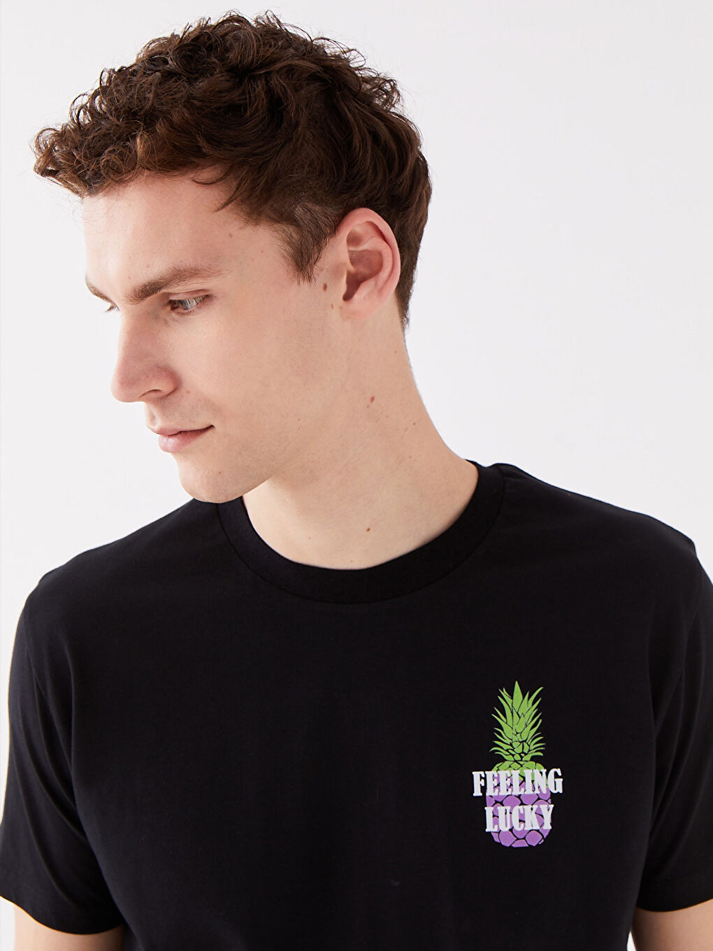 Siyah Bisiklet Yaka Kısa Kollu Baskılı Penye Erkek Tişört-1