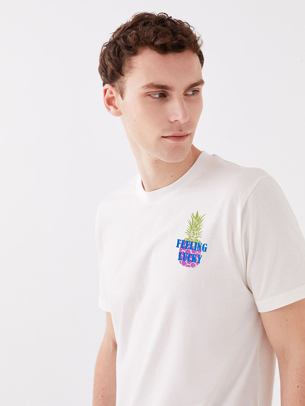 Beyaz Bisiklet Yaka Kısa Kollu Baskılı Penye Erkek Tişört-1