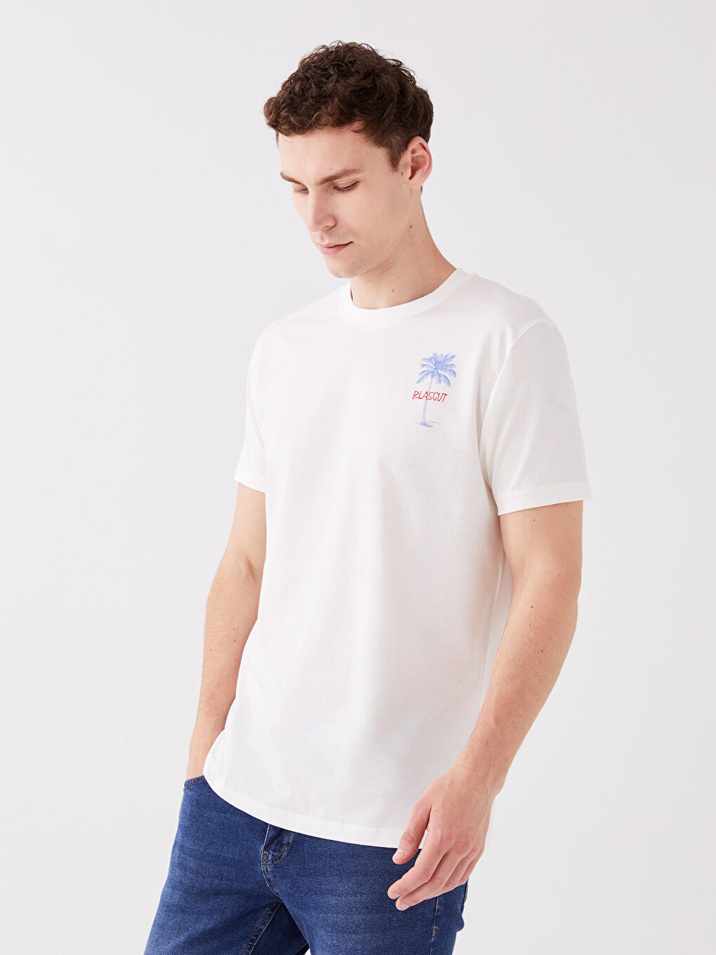 Beyaz Bisiklet Yaka Kısa Kollu Baskılı Penye Erkek Tişört-1