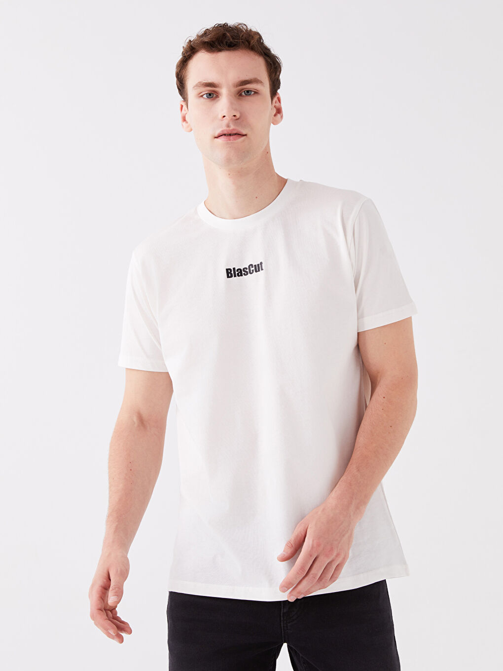 Beyaz Bisiklet Yaka Kısa Kollu Baskılı Penye Erkek Tişört-1