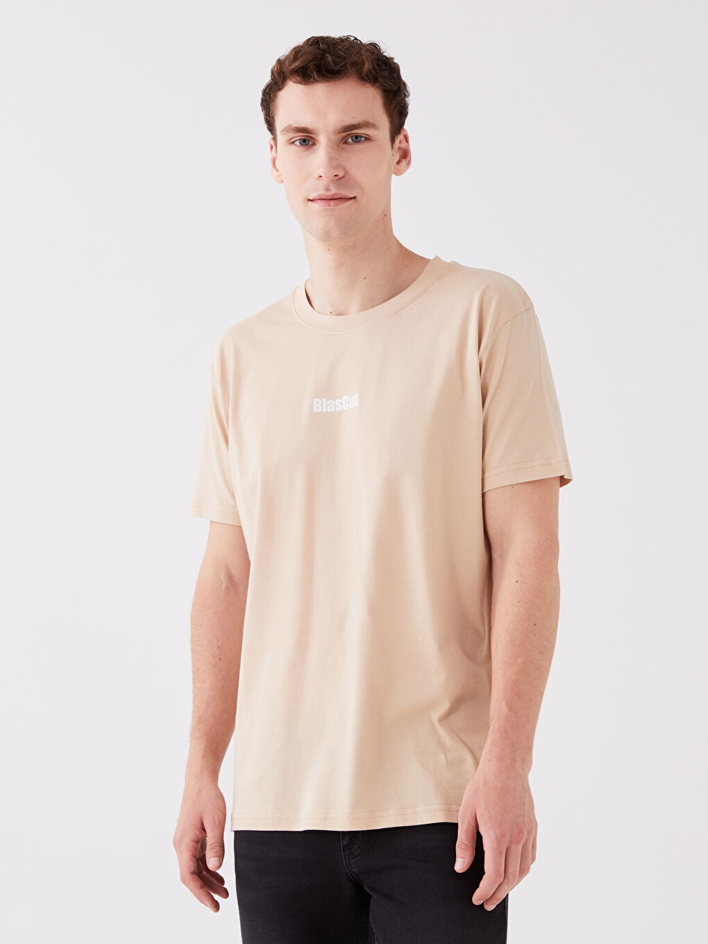 Bej Bisiklet Yaka Kısa Kollu Baskılı Penye Erkek Tişört-1