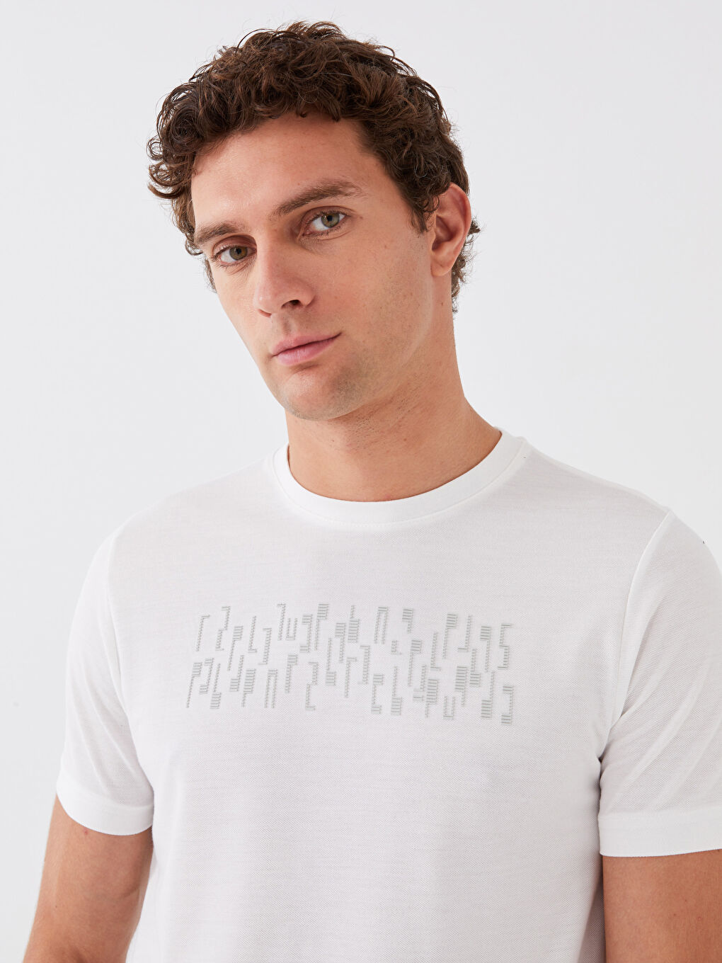 Ekru Bisiklet Yaka Kısa Kollu Baskılı Erkek Tişört-1