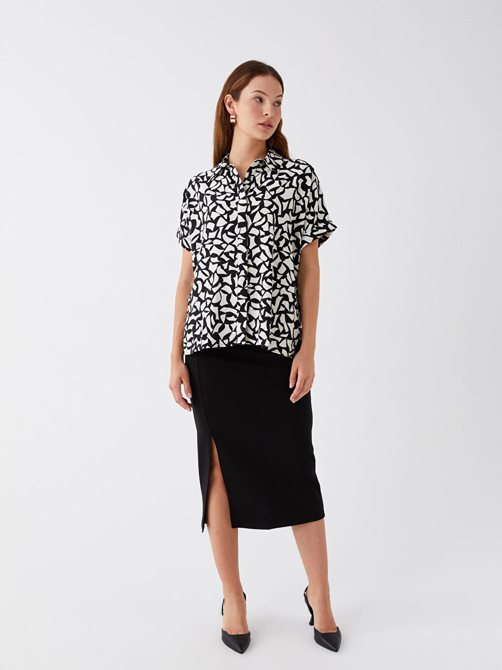 Ekru Desenli Kısa Kollu Oversize Kadın Gömlek-2