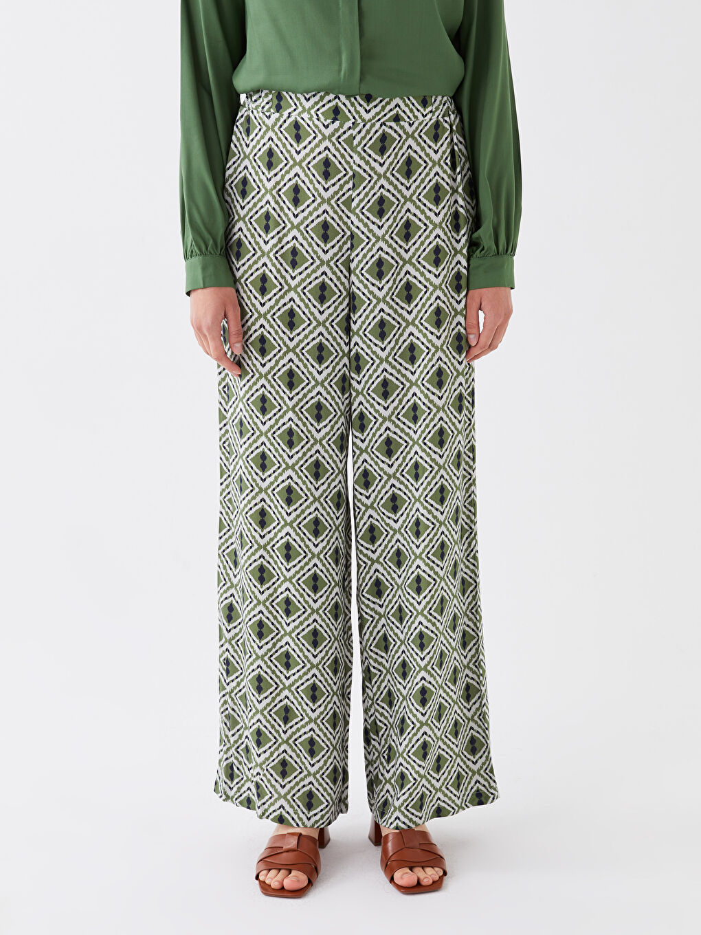 Yeşil Beli Lastikli Rahat Kalıp Desenli Kadın Pantolon-2