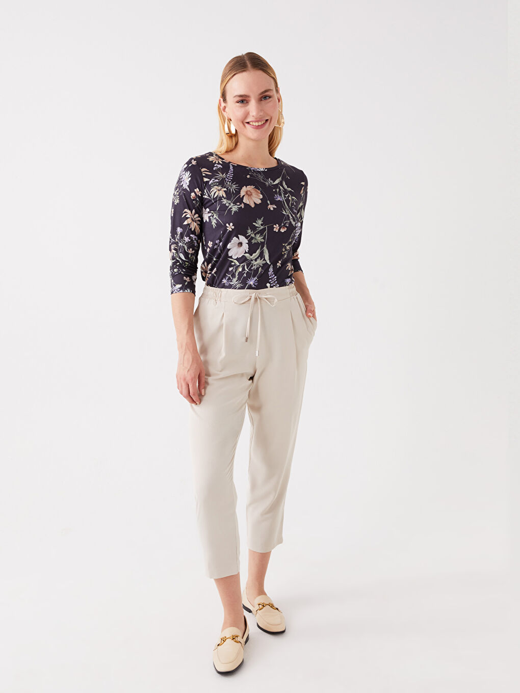 Crew Neck Floral Long Sleeve Women's Blouse-2