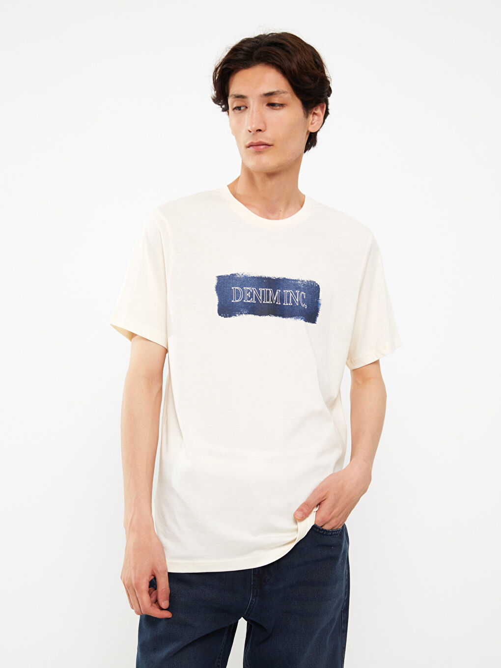 Ekru Bisiklet Yaka Kısa Kollu Baskılı Penye Erkek Tişört-1