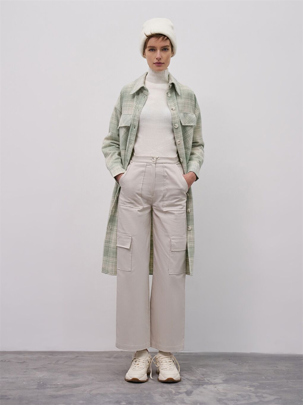 Bej Dar Fit Düz Geniş Paça Kadın Kargo Pantolon-2