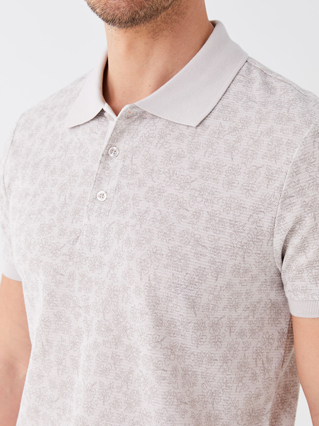 Gri Polo Yaka Kısa Kollu Desenli Erkek Tişört-3