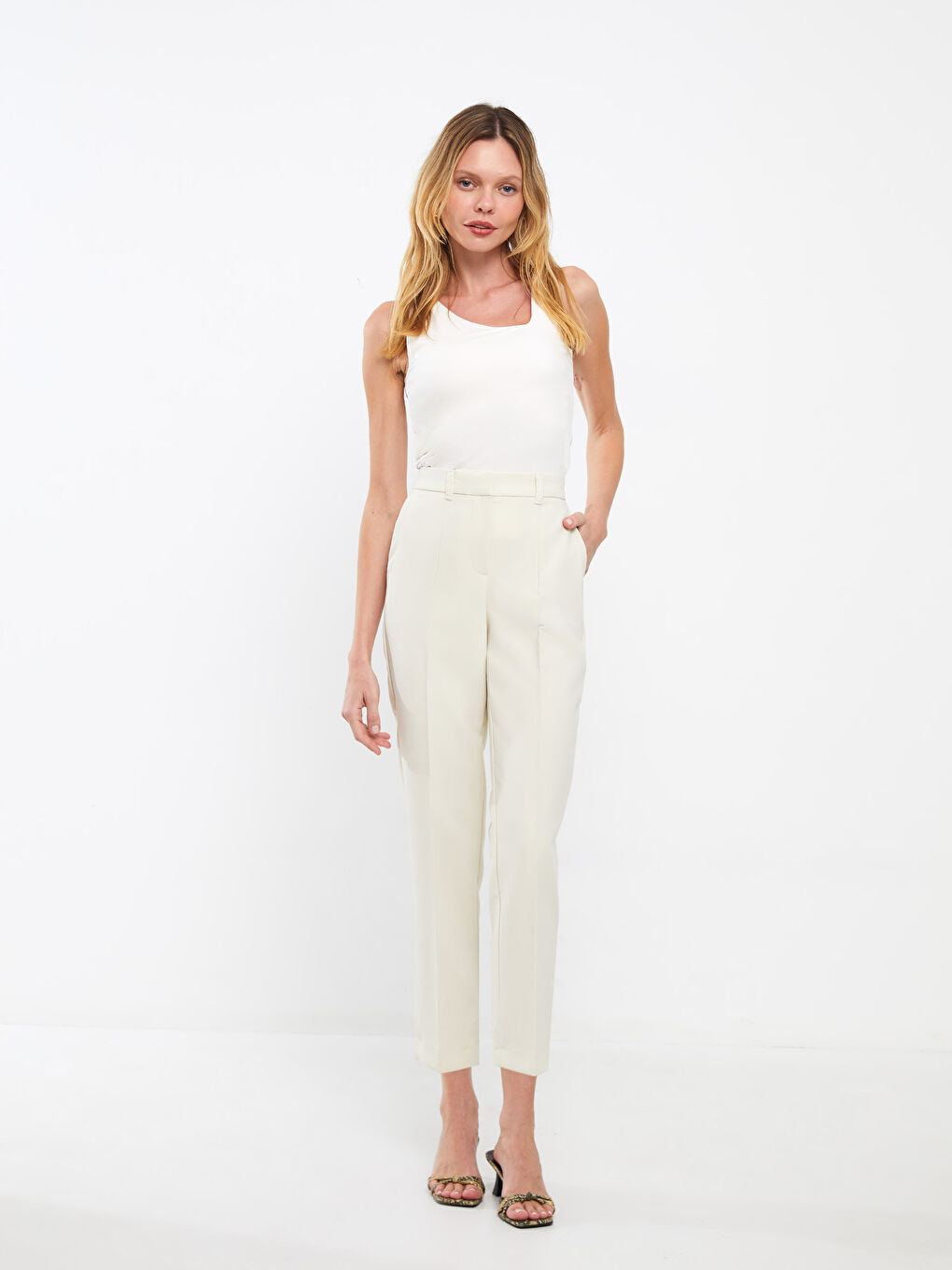 Bej Dar Fit Kadın Pantolon-1