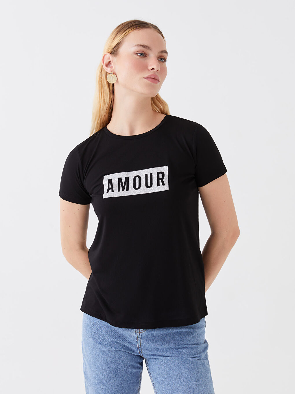 Siyah Bisiklet Yaka Baskılı Kısa Kollu Kadın Tişört-1