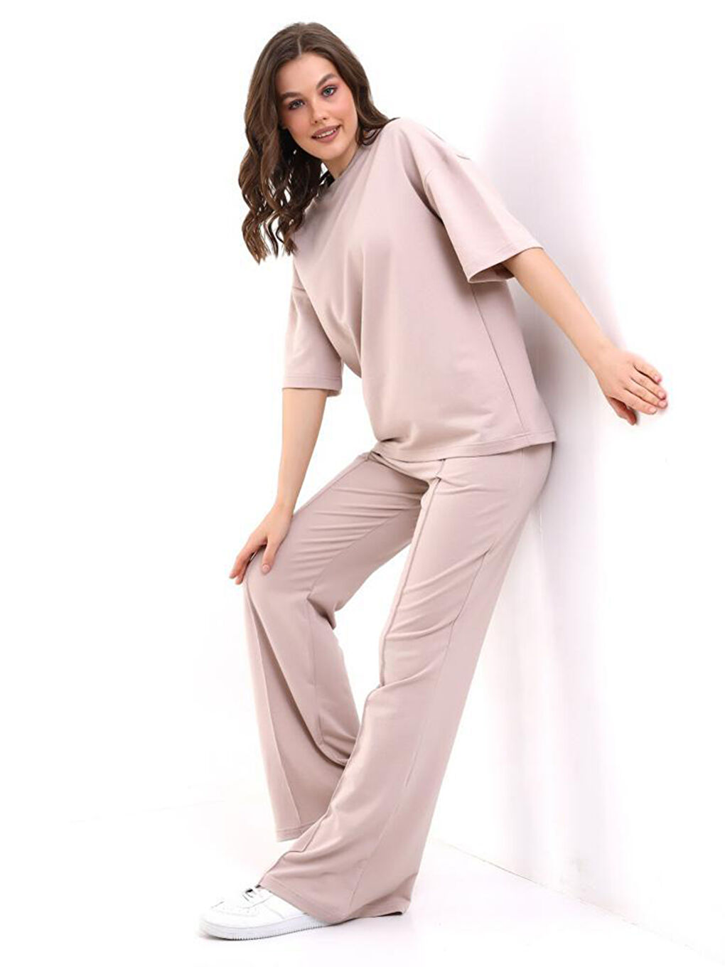 Bej Bisiklet Yaka Kadın Takım-1