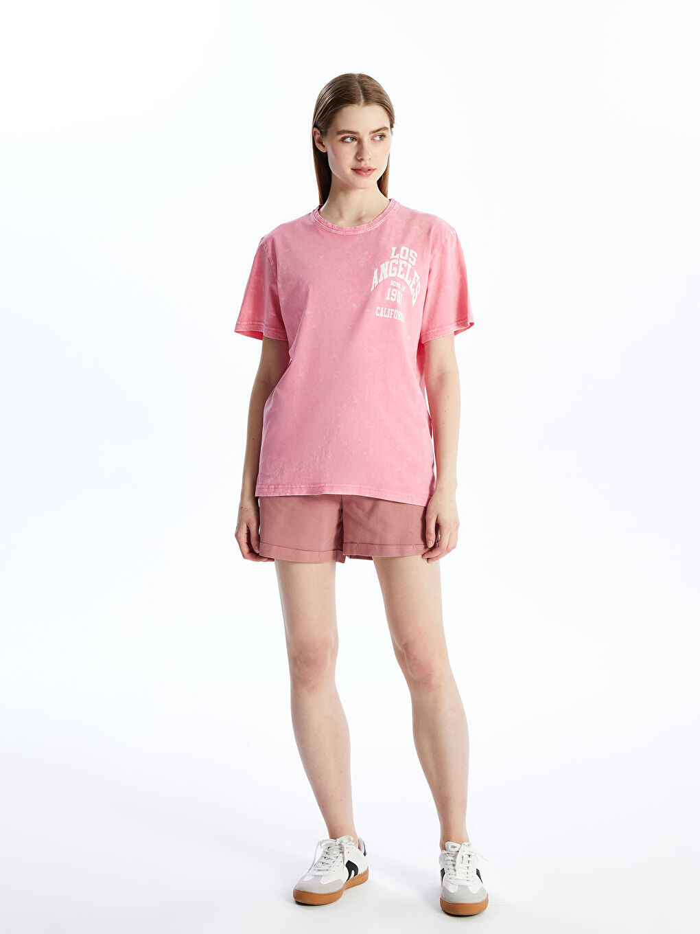 Pembe Bisiklet Yaka Baskılı Kadın Tişört-2