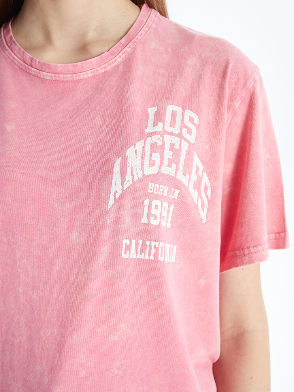 Pembe Bisiklet Yaka Baskılı Kadın Tişört-3