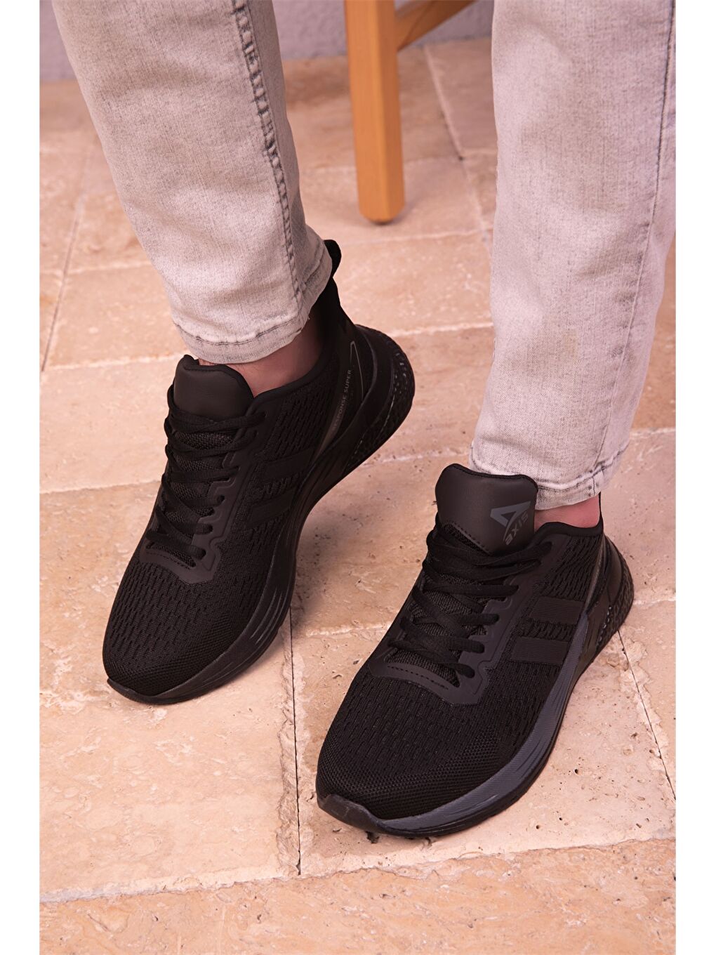 Siyah Bağcıklı Baskılı Erkek Aktif Spor Ayakkabı-1