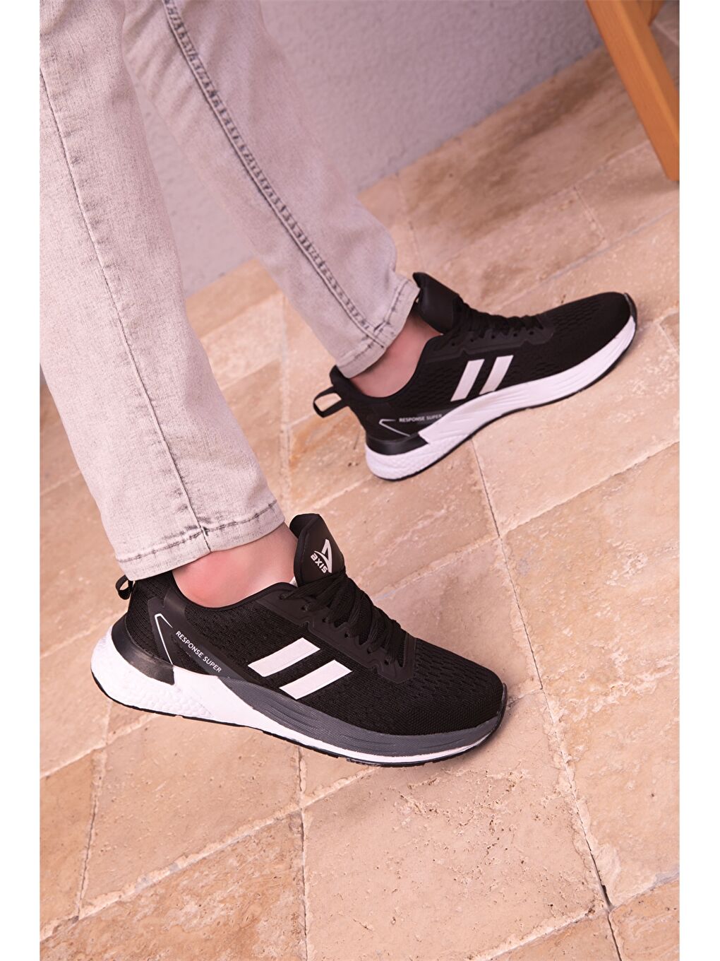 Siyah Bağcıklı Baskılı Erkek Aktif Spor Ayakkabı-1