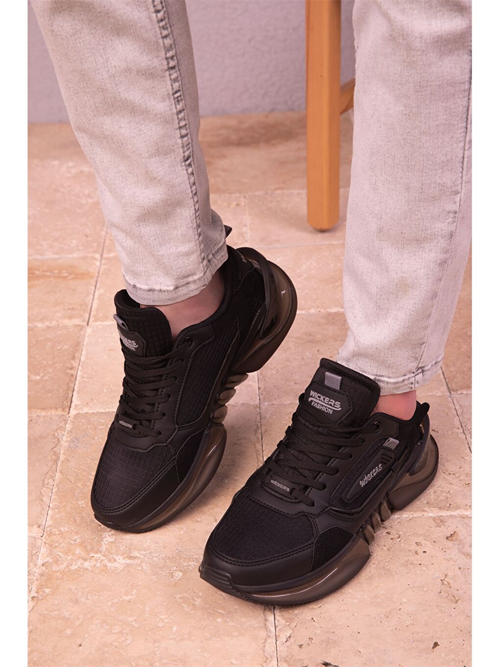 Siyah Bağcıklı Baskılı Erkek Aktif Spor Ayakkabı