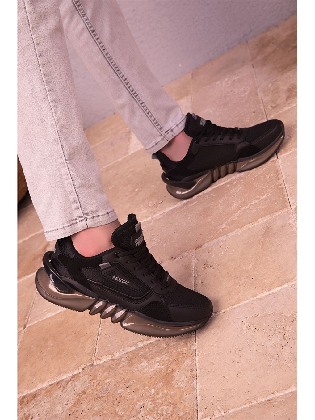 Siyah Bağcıklı Baskılı Erkek Aktif Spor Ayakkabı-1