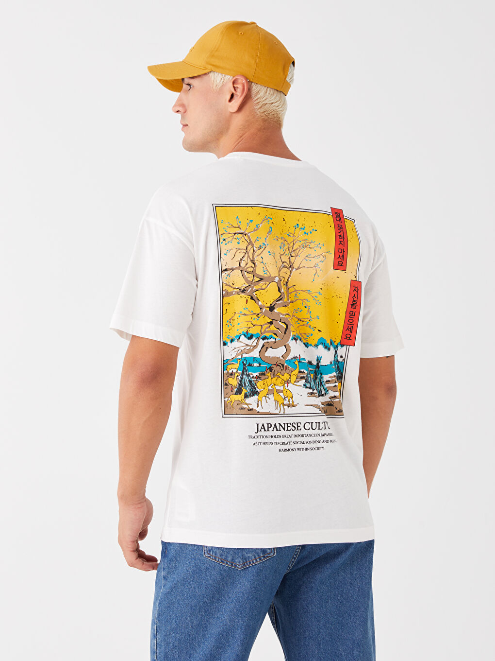 تيشيرت رجالي ياقة دائرية كم قصير مطبوع قطن ممشط