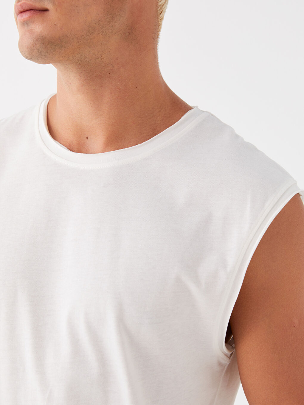 Beyaz Bisiklet Yaka Penye Erkek Kolsuz Tişört-3