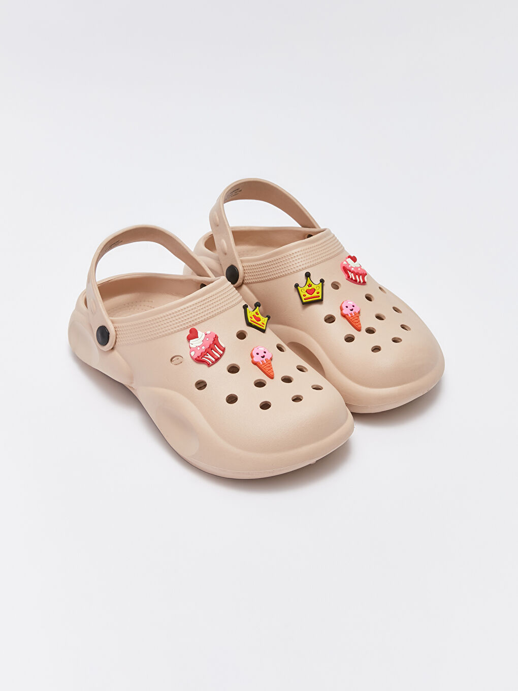 Bej Patch Detaylı Kadın Plaj Sandaleti