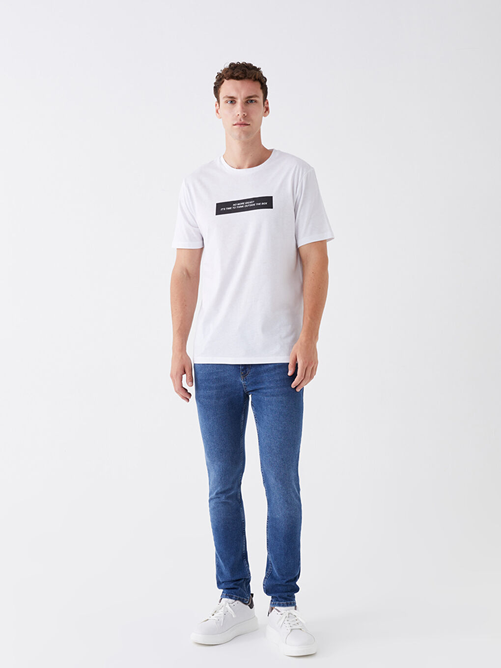 Beyaz Bisiklet Yaka Kısa Kollu Baskılı Penye Erkek Tişört-2