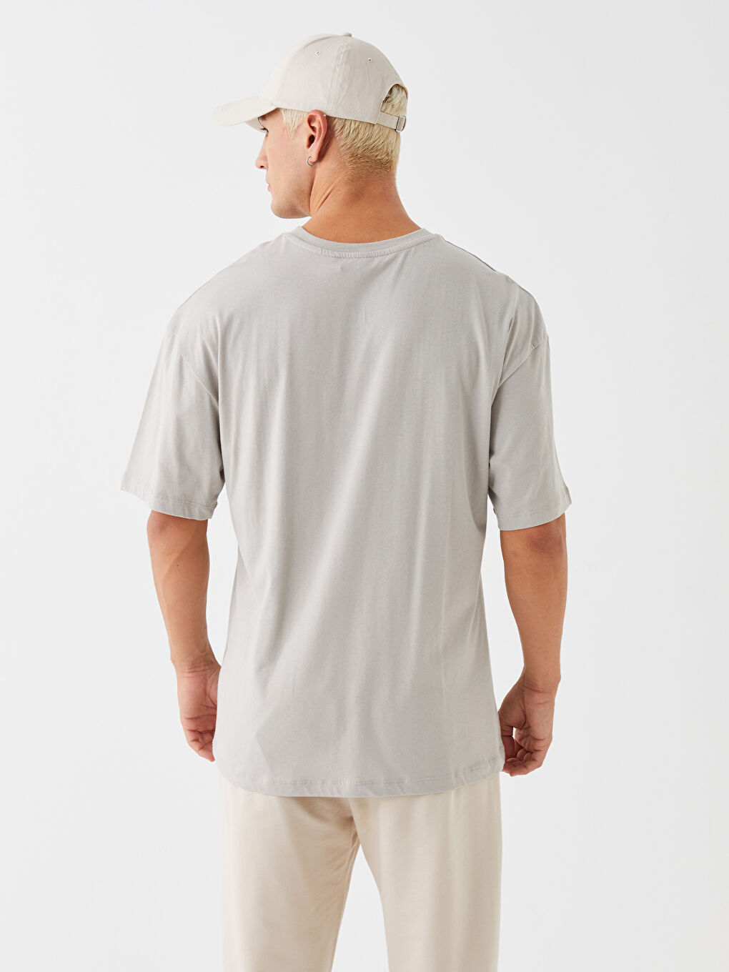 Bej Bisiklet Yaka Kısa Kollu Baskılı Penye Erkek Tişört-4