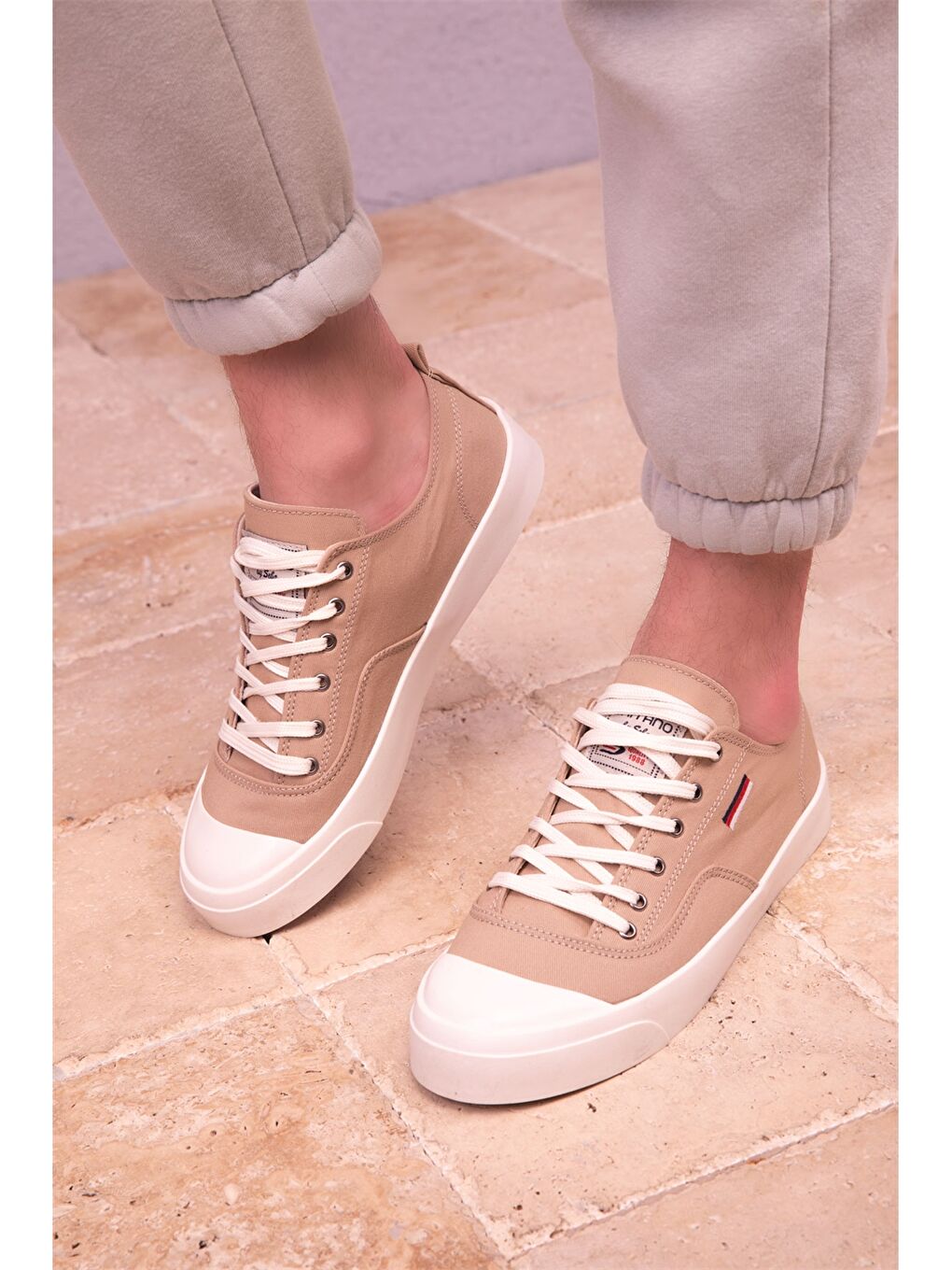 Kahverengi Bağcıklı Erkek Spor Ayakkabı