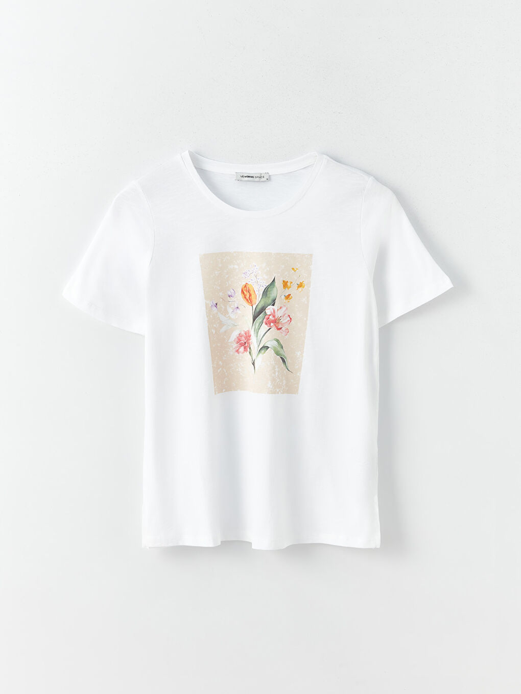 Beyaz Bisiklet Yaka Baskılı Kısa Kollu Kadın Tişört-5