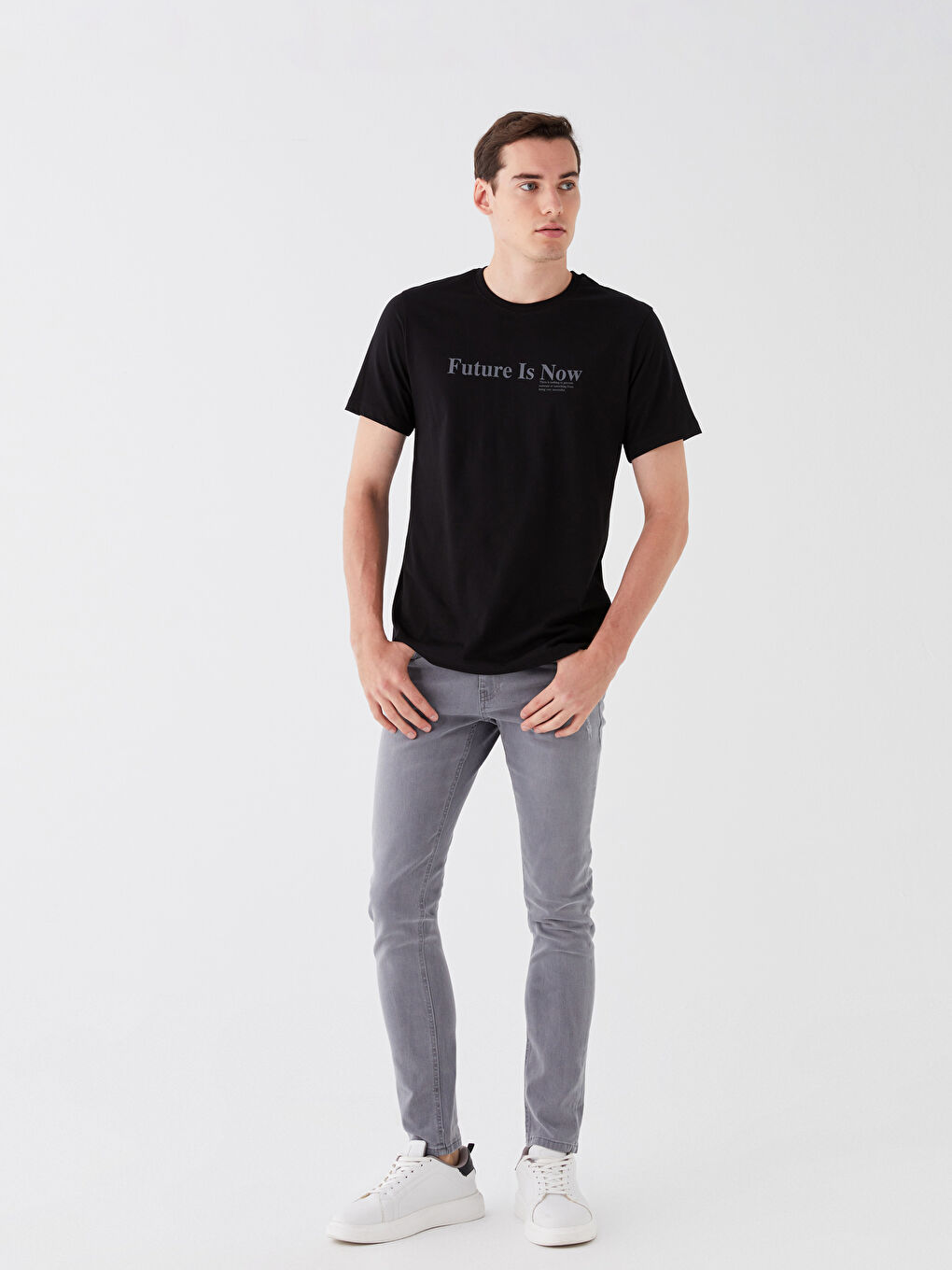 Siyah Bisiklet Yaka Kısa Kollu Baskılı Penye Erkek Tişört-1