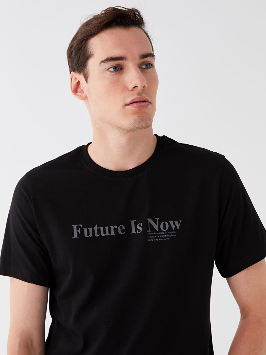 Siyah Bisiklet Yaka Kısa Kollu Baskılı Penye Erkek Tişört-2