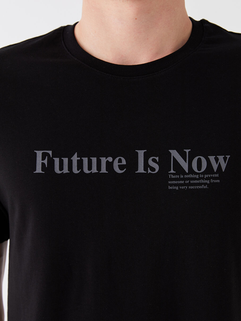 Siyah Bisiklet Yaka Kısa Kollu Baskılı Penye Erkek Tişört-3