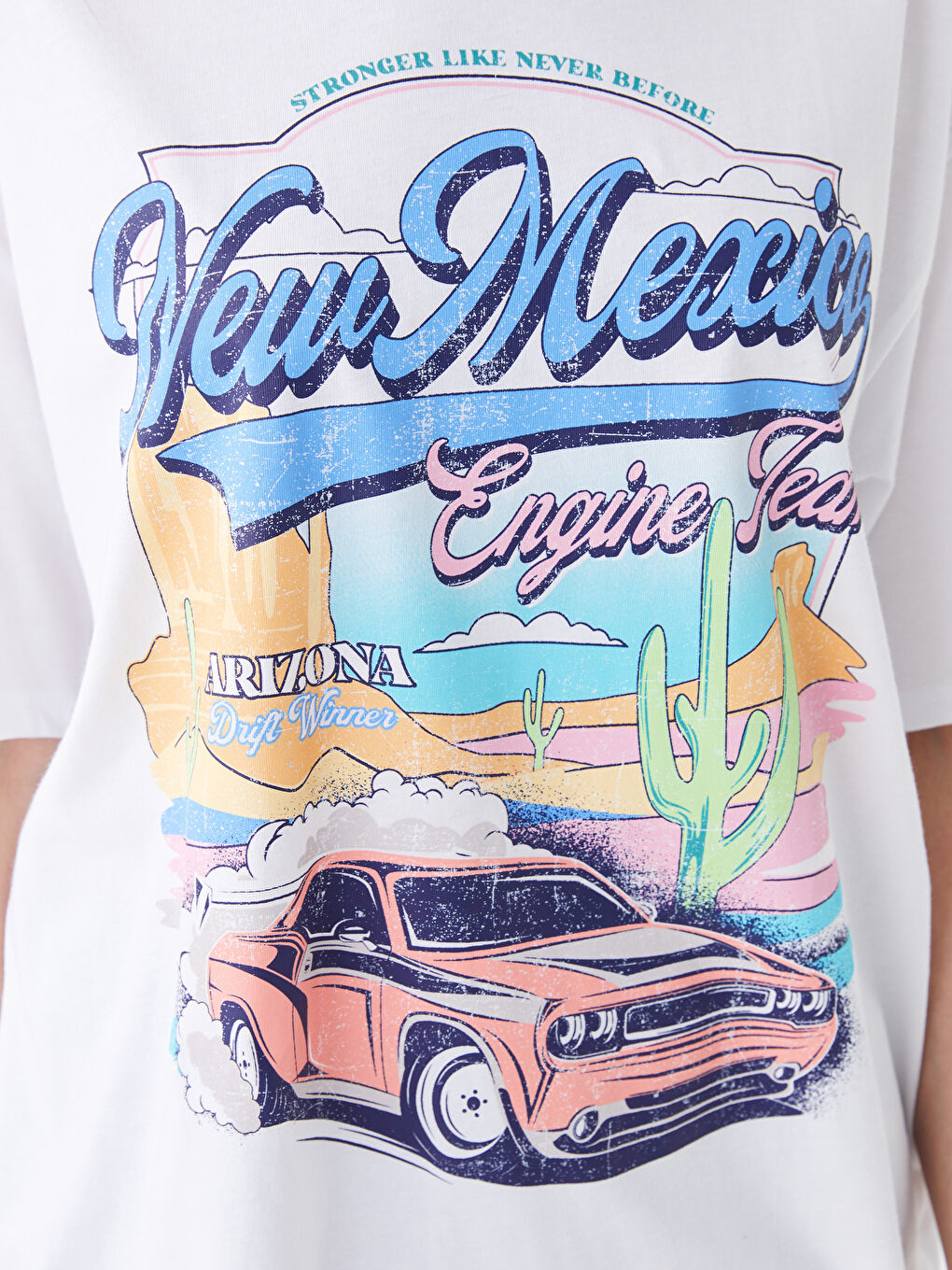 Футболка с круглым вырезом, принтом и коротким рукавом оверсайз для женщин-3