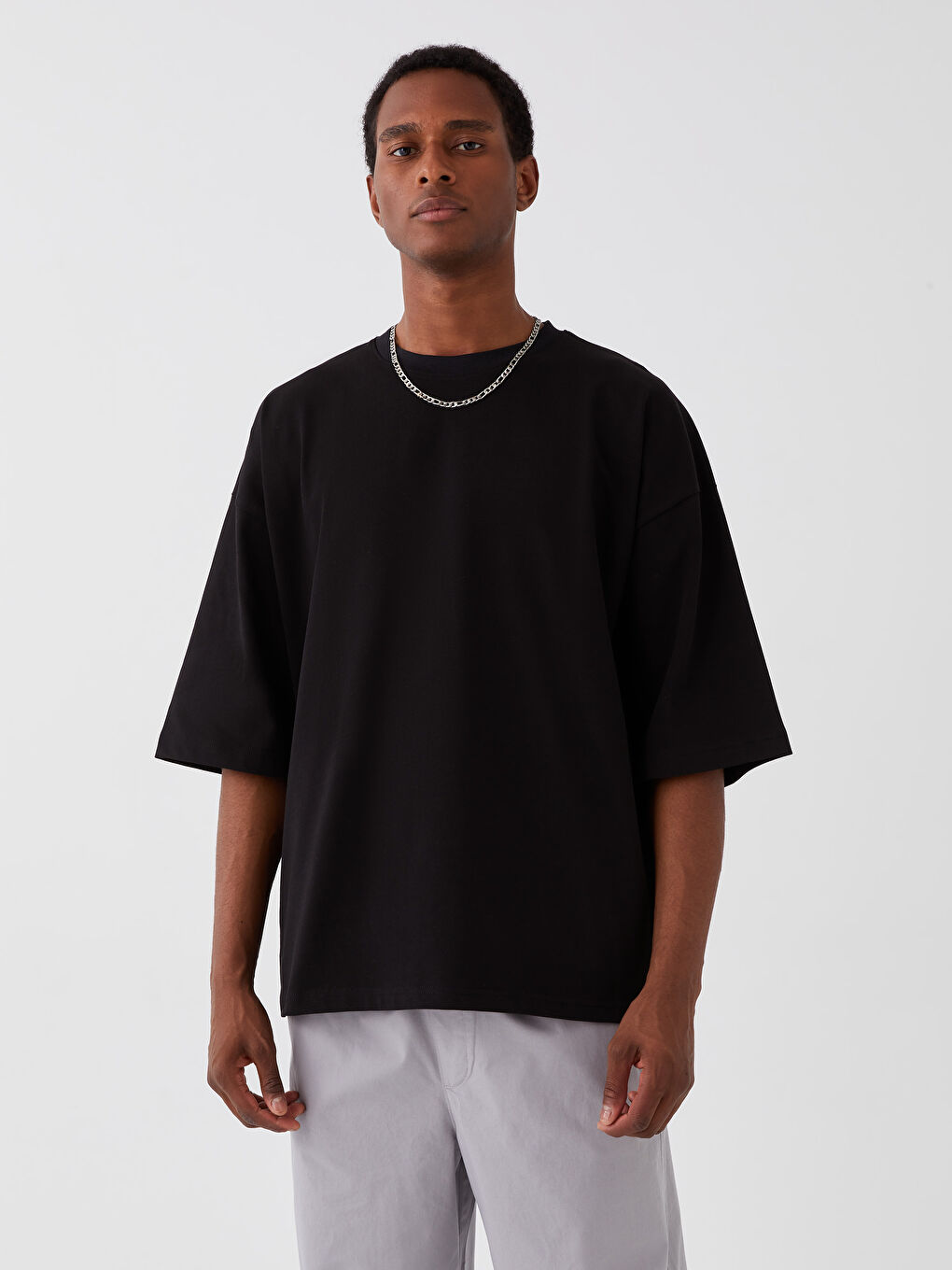 Siyah Oversize Bisiklet Yaka Kısa Kollu Penye Erkek Tişört