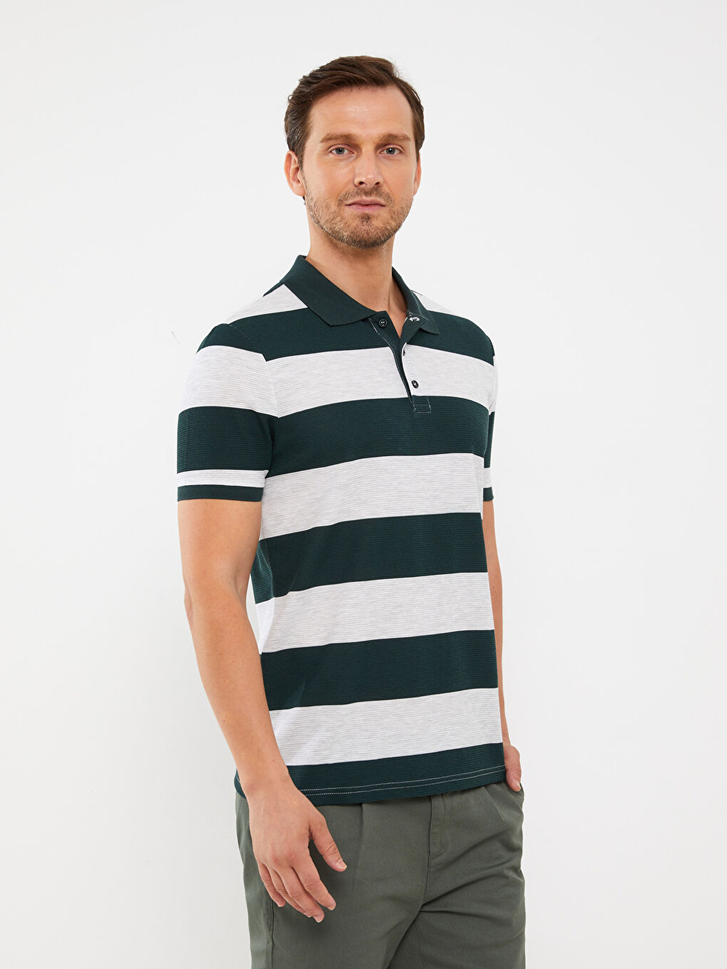 Yeşil Polo Yaka Kısa Kollu Çizgili Erkek Tişört-1