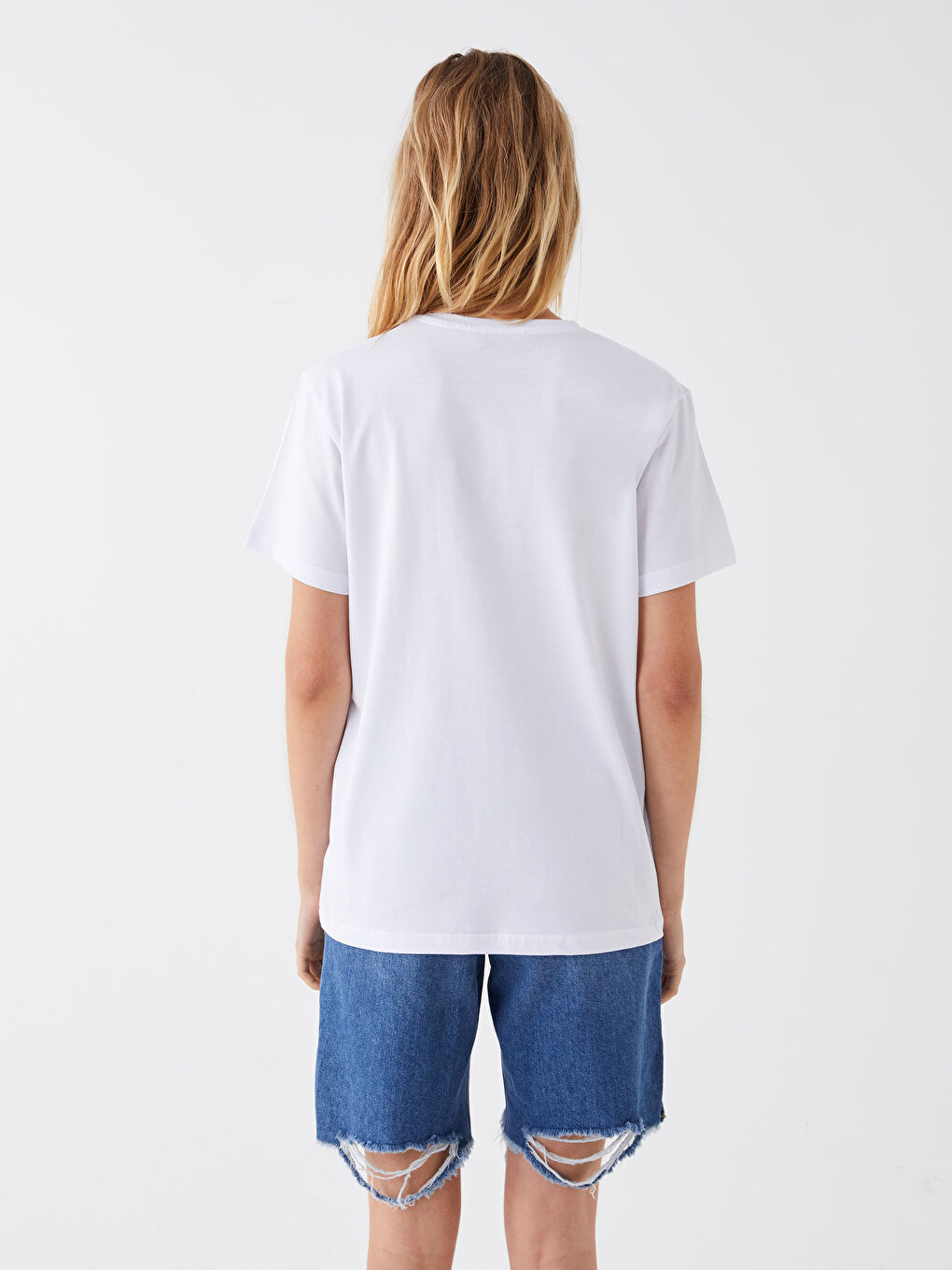 Beyaz Bisiklet Yaka Baskılı Kısa Kollu Kadın Tişört-8