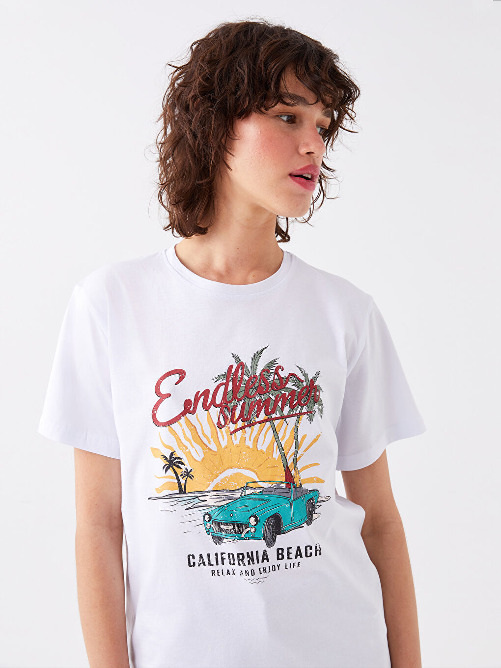 Beyaz Bisiklet Yaka Baskılı Kısa Kollu Kadın Tişört-1